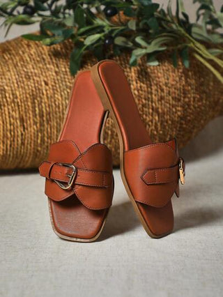 SHUZIA صندل كاجوال مريح للسيدات مسطح بنعل دائري اللون بيج بدون ربط