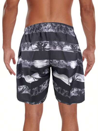 شورت أزرق بخطوط للرجال