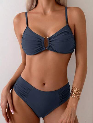 طقم تانكيني حريمي Swim Chiccia طقم بكيني من اللون الأحادي التصميم متنوع الطيات حول الأحزمة