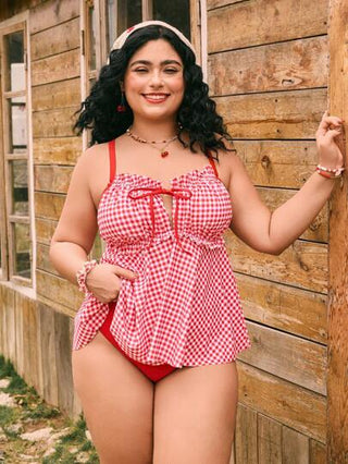 Swim Mod مجموعة بكيني للسيدات بمقاسات كبيرة 2 قطعة، بنقشة الفراولة مع تصميم مشقوق وحمالات رفيعة،بزي سباحة كاجوال وأنيق للعطلات