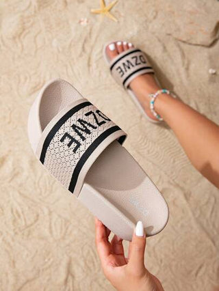 حذاء شبشب سميك بارتفاع ميش للنساء العصري والعادي للشاطئ والأماكن الخارجية مريح ومانع للانزلاق