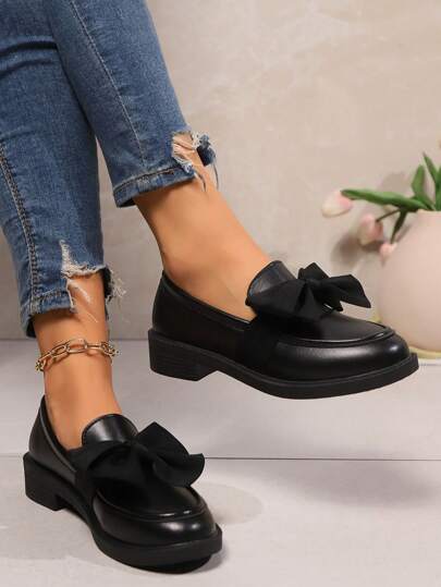 أحذية مسطحة - صندل برباط فاشونابل برأس مدبب، أحذية ممرضة لارتداء اليومي صغيرة اللون، أحذية ماري جين منخفضة الكعب للارتداء السهل، موكاسين كاجوال