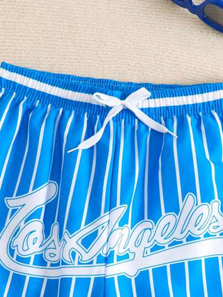 مايوه أولادي شورت شاطئ للفتى المراهق مع طباعة الخطوط والحروف، طباعة بتصميم موضعي