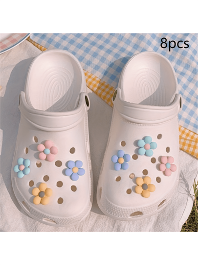 مجموعة من 8 قطع من زهور كاواييي مناسبة للملابس والأحذية للحديقة وإكسسوارات أحذية النساء