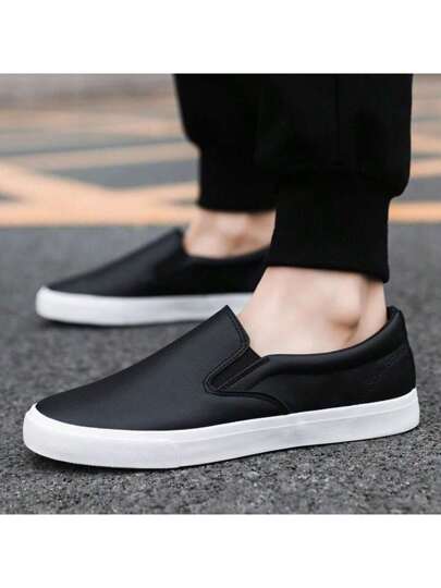 أحذية للرجال ذوي الحجم الكبير بلون أحادي من نوع الانزلاق على لوح التزلج - فائقة الراحة، مقاومة للانزلاق، ذات أرضية مطاطية، بطانة داخلية من قماش قابل للتنفس، جلد اصطناعي علوي، أصبع قدم دائري، أحذية كاجوال عصرية للارتداء اليومي