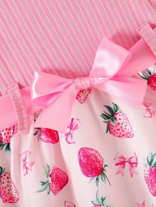 فساتين بيبي فستان بناتي صيفي جديد لعام 2025 على شكل قلب مع رقبة مكشكشة وطبعات ريبد باللون الأحمر، بسيط وأنيق، لطيف وحلو، فستان بحمالات