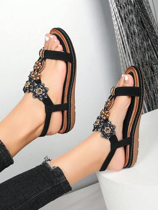 صنادل نسائية خفيفة كاجوال مزينة بحجر الراين مفتوحة من الأمام مزخرفة على الطراز البوهيمي