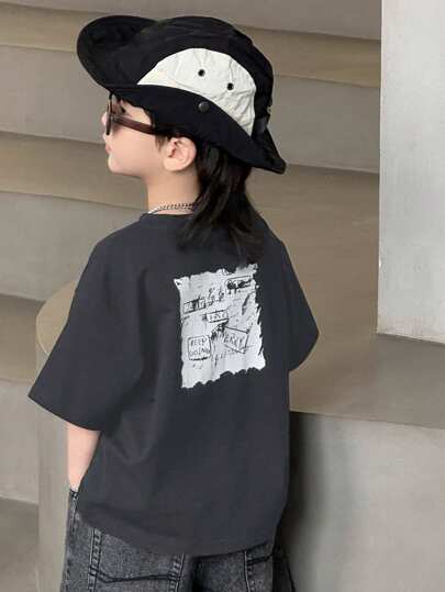 DAZY تي شيرت تي شيرت واسع الياقة مستدير النقطة ذو نمط حروف للأولاد الصغار، أسلوب غير رسمي وارتخائي