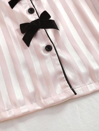 بيجاما مجموعة ملابس علوية وبنطلون قصير بياقة فيونكة من القماش المنسوج مخطط باللون الوردي والأقمشة الساتان ، طقم أنيق للبنات المراهقات للبس المنزلي وخارج المنزل ،مجموعة ملابس لفتيات تويز 10 بنطلون وقميص