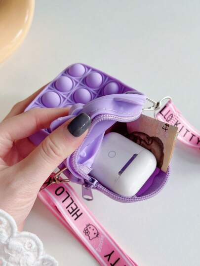 Sanrio حقيبة كروسبودي كرتونية لطيفة على شكل هالو كيتي للفتيات ، متعددة الاستخدامات للحياة اليومية ، قابلة للحمل والتخزين