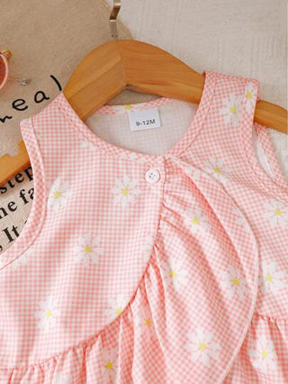 طقم ملابس علوية أكمام بلا أكمام بطبعة زهرية مع هيم متكسر ، وشورت بنفس الطبعة الزهرية (غير من الجينز), مجموعة ملابس كاجوال بسيطة