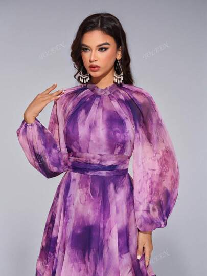 فستان بأكمام فوانيس مطبوع بشكل عشوائي ذو طبقات ذو ياقة واقفة ذو تدرج لون للنساء