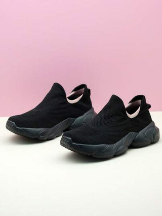 أحذية رياضية كلها سوداء من النسيج المحبوك للارتداء من دون كعب، أحذية رياضية كاجوال محشوة بالوسائد، أحذية كنزة رياضية، أحذية للرقص، أحذية للممرضات، أحذية رياضية سميكة