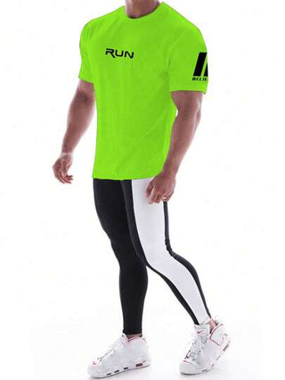 Manfinity Sport Corelite تي شيرت رياضي بطباعة حرفية رقبة طاقم أكمام قصيرة للرجال ، صيفي