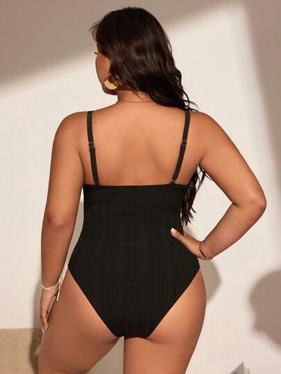 Swim SXY بدلة سباحة قطعة واحدة للمرأة كبيرة الحجم ذات اللون الأحادي وأربطة رفيعة مزخرفة بالدانتيل الأمامي