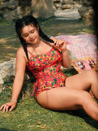 طقم تانكيني حريمي Swim Mod مجموعة ملابس سباحة قياسات كبيرة للنساء، تتكون من 2 قطعة، بنقشة زهور وحمالات رفيعة وملابس سباحة مكشكشة الخصر، للاستخدام في شاطئ العطلة