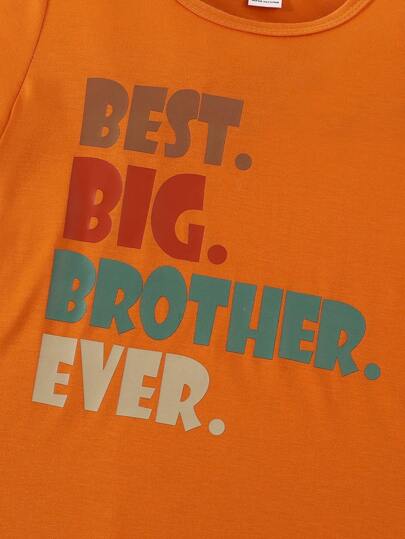 SHEIN تي شيرت قصير الأكمام كاجوال للأولاد مطبوع عليه أحرف