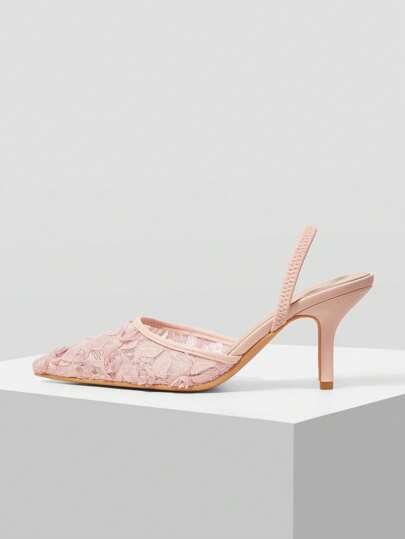 MOTF PREMIUM أحذية كعب عالي بنقاط من الدانتيل