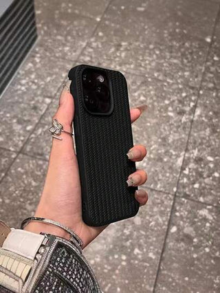 حافظة سويتر ذات نسيج متقدم لهواتف iPhone16/16Pro/16PROMAX/ 15, 14, 13, 12, 11 PRO PLUS PROMAX X XR XSMAX 7 8 SE2/SE3