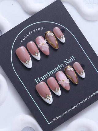 10 قطعة مجموعة أظافر بشكل اللوز على الطراز الأوروبي والأمريكي، مزينة يدويًا بطراز فرنسي ذو نقوش ثلاثية الأبعاد مرصعة بالراين ستون ذهبي، طراز Y2K وINS الفاخر، مناسبة للسيدات والفتيات