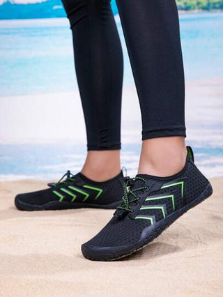 احذية مائية عصرية للمراهقين موديل 2025 مقاومة للانزلاق والقطع مناسبة لرياضات المياه، السباحة، الغطس، رياضات داخلية، اليوغا، رياضات خارجية، الصيد، جري على الجهاز الرياضي