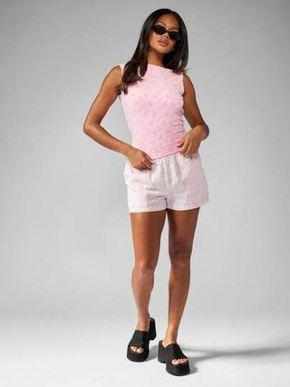 MISSGUIDED ملابس علوية بلا أكمام مزخرف بنقشة زهور للاستخدام في الصيف والشاطئ والإجازة، ظهر V، قطعة كاجوال مناسبة للاستخدام اليومي والتنزه في المنتجعات في فصل الربيع