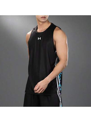 Under Armour قميص بلا أكمام رياضي للرياضة واللياقة البدنية 24500111-001 ، بياقة دائرية ، بدون أكمام ، بملابس خارجية جديدة لموسم 2025