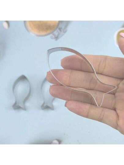 مجموعة مكونة من 3 قطع من قوالب بسكويت شكل أسماك كرتونية، قوالب أشكال حيوانات بحرية أسماك، أدوات ديكور الكيك والفوندان، قوالب تقطيع البسكويت، لعمل الحلويات والخضروات بشكل أسماك للطهي