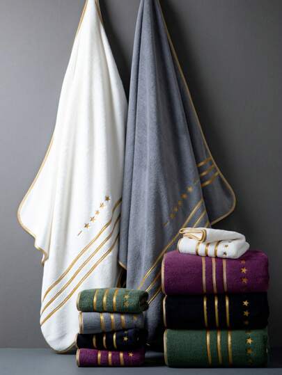 1 منشفة حمام كبيرة الحجم، 86*170سم ، من ألياف البوليستر ، باللون الرمادي الفاتح البسيط مع نمط نجوم مطرز ؛ أو منشفة يد صغيرة 34*75سم ، سريعة الجفاف ناعمة ، مناسبة للحمام والفندق والحفلات والشاطئ والسفر والرياضة والهدايا والحمام السباحة وصالون التجميل...