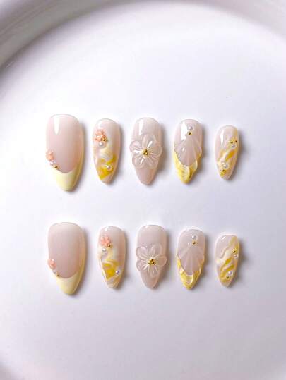 10 طقم أظافر مصنوع يدويًا على طراز Y2K، بزهور ملونة ثلاثية الأبعاد، آثار اللؤلؤ والموجة المائية، بلون أصفر ليموني أنيق مناسب للصيف والعطلات الشاطئية