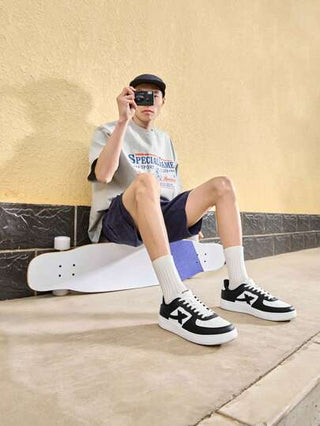 XTEP رقم 1 أحذية رياضية كاجوال لرجال ونساء، أحذية عصرية سميكة القاعدة باللون الأبيض، 881219319851