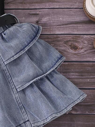 بلوزة بيضاء + شورت كيك بحاشية مكرمل من الجينز للفتيات الرضع