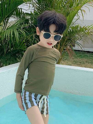 مايوه أولادي طقم بحر مكون من قطعتين بطبعات الكامو للأولاد، ملابس شاطئ والأحمام الساخن، أخضر عسكري