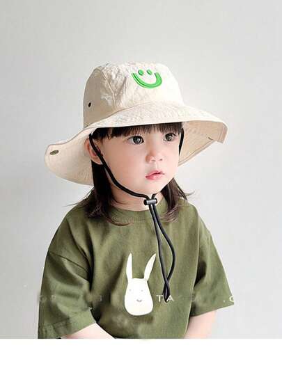 قبعة دلو مطرزة باسم قابلة للتخصيص، المقاس 48-52 سم، بتصميم وجه مبتسم جميل، قبعة شمس كاجوال قطنية مناسبة للأطفال من سن 1-6 سنوات، مناسبة للارتداء في الخارج بالحضانة، أحرف قابلة للتخصيص كهدايا، هدايا عيد الميلاد