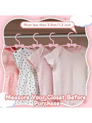 30 قطعة مشابك معلقة بشكل فراشة من البلاستيك لأغراض تنظيم ملابس الأطفال والرضع ،مانعة للانزلاق ، رفوف ملابس خفيفة الوزن للأطفال والرضع