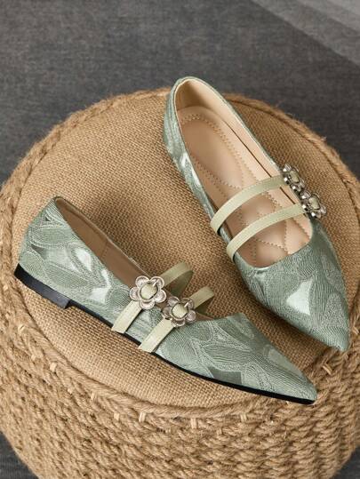 زوج من أحذية نسائية مسطحة برأس مدبب، أحذية عمل من الجلد الناعم، صندل كاجوال قابل للارتداء، أحذية مريحة منخفضة الكعب ومنخفضة الحرف مناسبة للتنقل