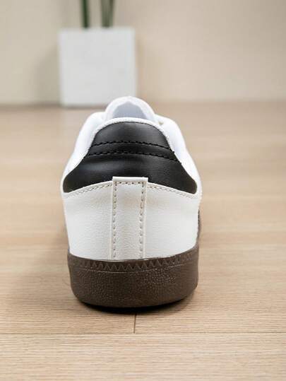 أحذية رياضية مريحة للرجال ذات نعل خفيف ومرن بتصميم كلب الراعي الألماني، أحذية رياضية مسطحة ذات أصابع مستديرة وأربطة