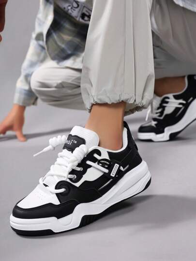 أحذية طالب أربعة مواسم للرجال مصنوعة من جلد البو المضاد للانزلاق والقابل للتهوية، ذات أصابع مستديرة، قصيرة الرقبة، وبنعل سميك، وزيادة في الارتفاع، أحذية سكيت بورد، أحذية ضخمة