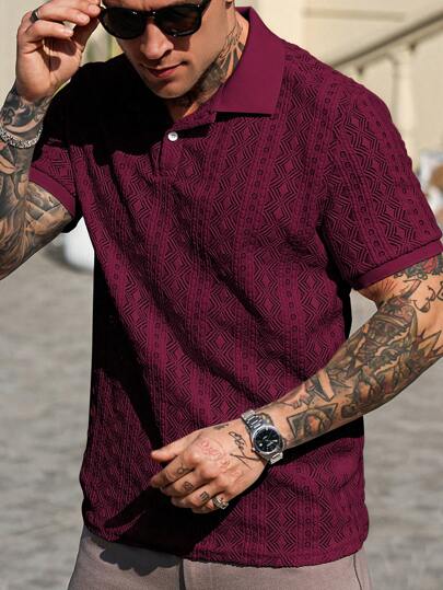 Manfinity CasualCool قميص بولو كاجوال برقبة واكمام قصيرة من قماش ذو ملمس نسيجي للرجال لون سادة