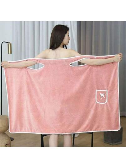 مجموعة منشفة حمام قابلة للارتداء - بحجم الكبار مع جيب للتخزين ، منشفة سميكة من القطيفة قوية الامتصاص وسريعة التجفيف - مناسبة للاستخدام بعد الاستحمام - لا داعي للقلق بشأن السقوط