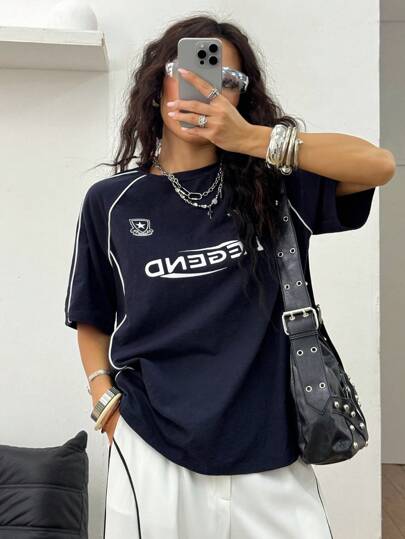 Coolane تي شيرت أزرق أكمام قصيرة للنساء بطباعة حروف وألوان للأحداث الحضرية والأسلوب السائد في 2000