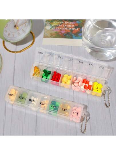 قطعة واحدة جديدة من حافظة أدوية محمولة أسبوعية، صندوق منظم 7 أيام 7 مربعات لتخزين الأقراص والفيتامينات والأدوية وزيت السمك والمكملات الغذائية، سهل التنظيف والفتح