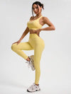 Seamluxe SHEIN Sport طقم رياضي متماسك من توب هولتر ولباس ضيق بلون سادة