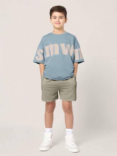SUMWON طقم شبابي واسع للبنين مع طبعة شعار الصيف ، قطعتين متناسقة للراحة والرياضة، بتيشرت كم قصير ورياضي قصير ، ملابس شارع عصرية لاستخدام يومي مريح