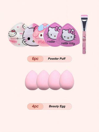Sanrio مجموعة أدوات تجميل سانريو مكونة من: 1 حقيبة مكياج سحاب متعددة الوظائف، 14 طقم فرشاة مكياج + 4 إسفنجات مكياج + 5 هالو كيتي مليودي إسفنجات تجميل + 1 فرشاة أساس هالو كيتي + 1 قابض كبير هالو كيتي + 1 قابض صغير هالو كيتي + 1 رذاذ هالو كيتي + 1 مشط...