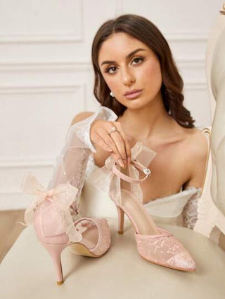 CUCCOO HITCHD أحذية كعب عالي بتصميم أنيق ذات نقشات دانتيل زهرية مع فيونكة، تصميم رومانسي مع فتحات تهوية مناسبة لحفلات الزفاف والسهرات