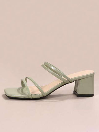 صندل نسائي بسيور جلد اصطناعي، موضة صيفية جديدة بكعب سميك، أحذية خارجية كورية، لون أسود