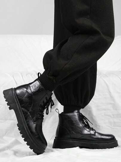 أحذية رجالية موضة جديدة، أحذية كاجوال خارجية مانعة للانزلاق، أحذية رياضية رجالية عالية الرقبة بنعل سميك