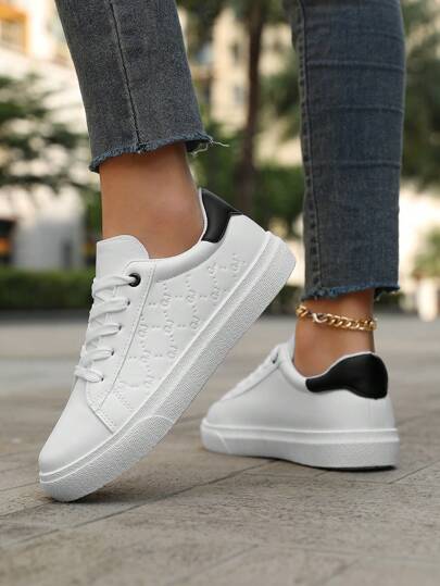 أحذية رياضية غير رسمية للرجال، أحذية التزلج على لوح, أحذية رياضية غير انزلاقية , أحذية التزلج الطلابية, أحذية بيضاء صغيرة تناسب جميع المواسم