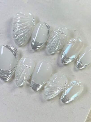 10 قطع من أظافر معدنية حرفية ملونة على طراز فرنسي ثلاثي الأبعاد بنمط صدفة اللؤلؤ، مع مسحوق مرآوي ، أظافر مستعملة متعددة الألوان للحلوى مع تعقيدات الفواصل ، حلاقة قصيرة للبنات والنساء مناسبة للاستخدام على مدار السنة